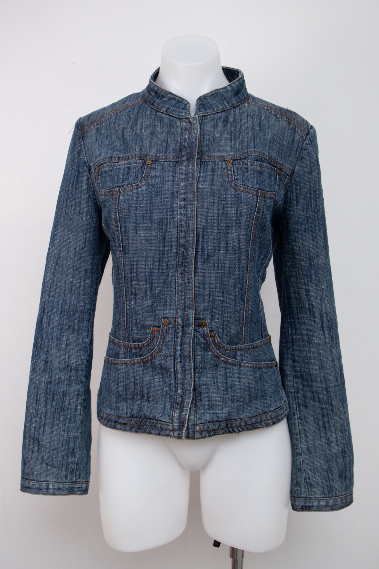 #109 Tahari T-shirt Blue | c. 200 | Size 10