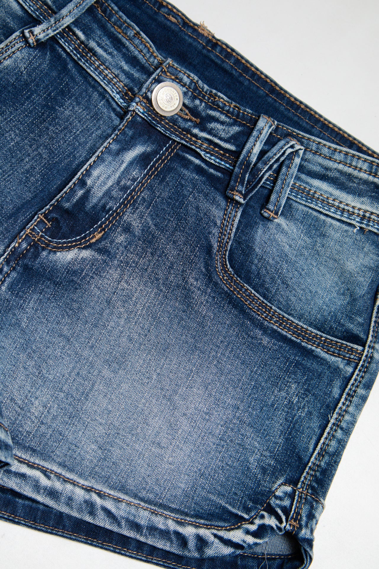 #186 Demon & Hunter Denim Shorts Blue | c. 188 | Size 8