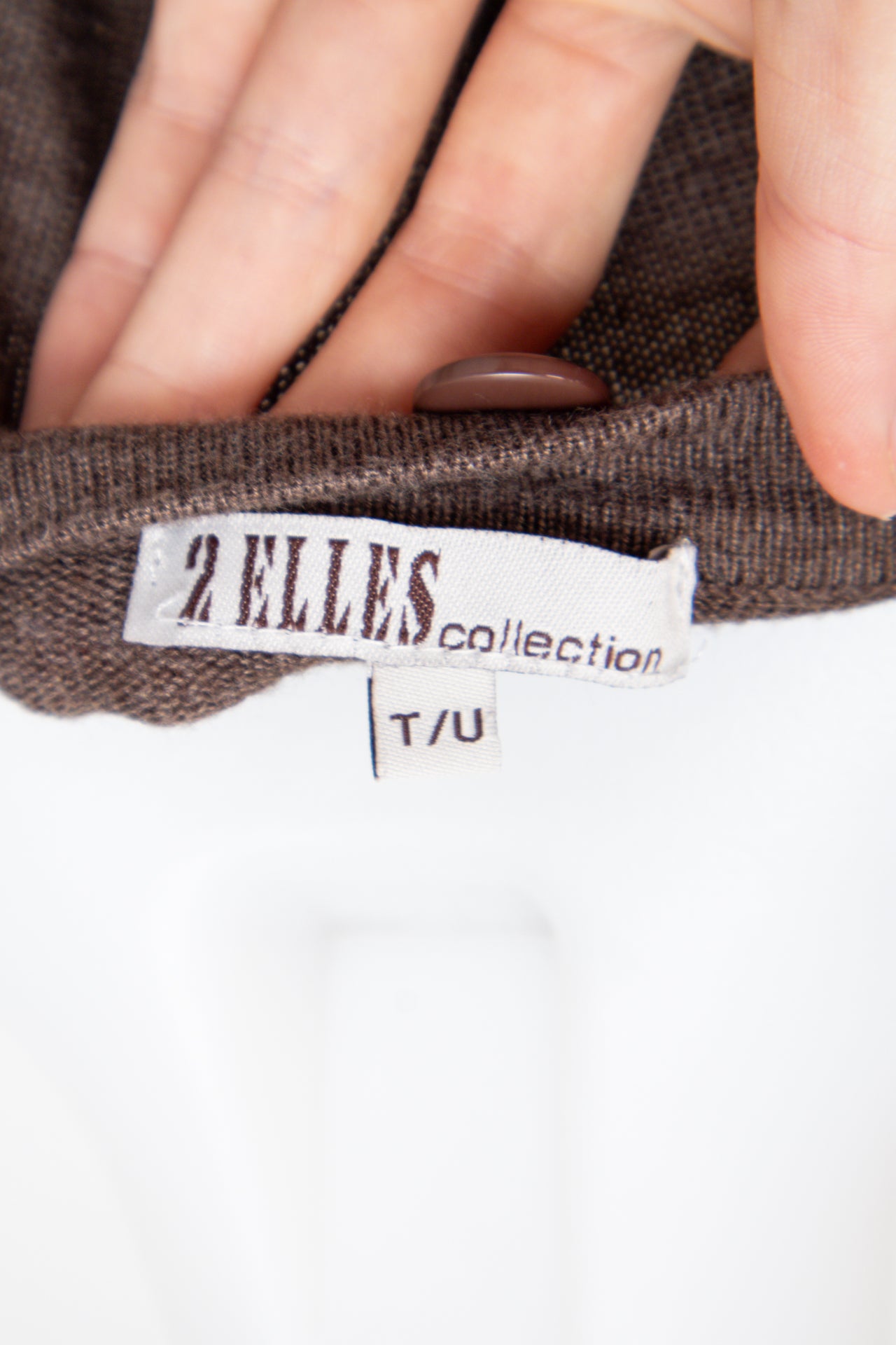 #89 2 Elles Collection Camisole Top Brown | c. 195 | Size 8