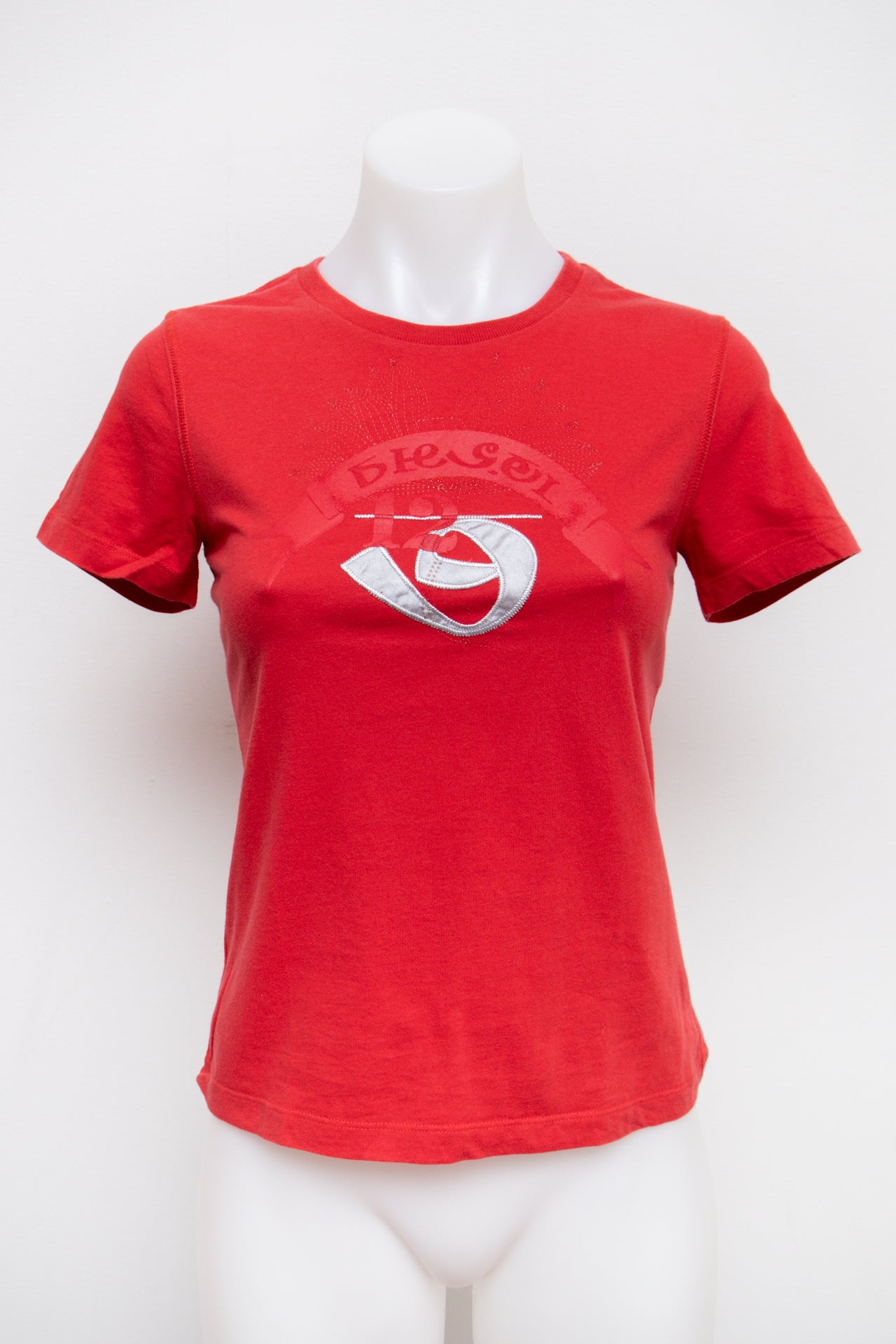 #83 Diesel T-shirt Red | c. 193 | Size 10