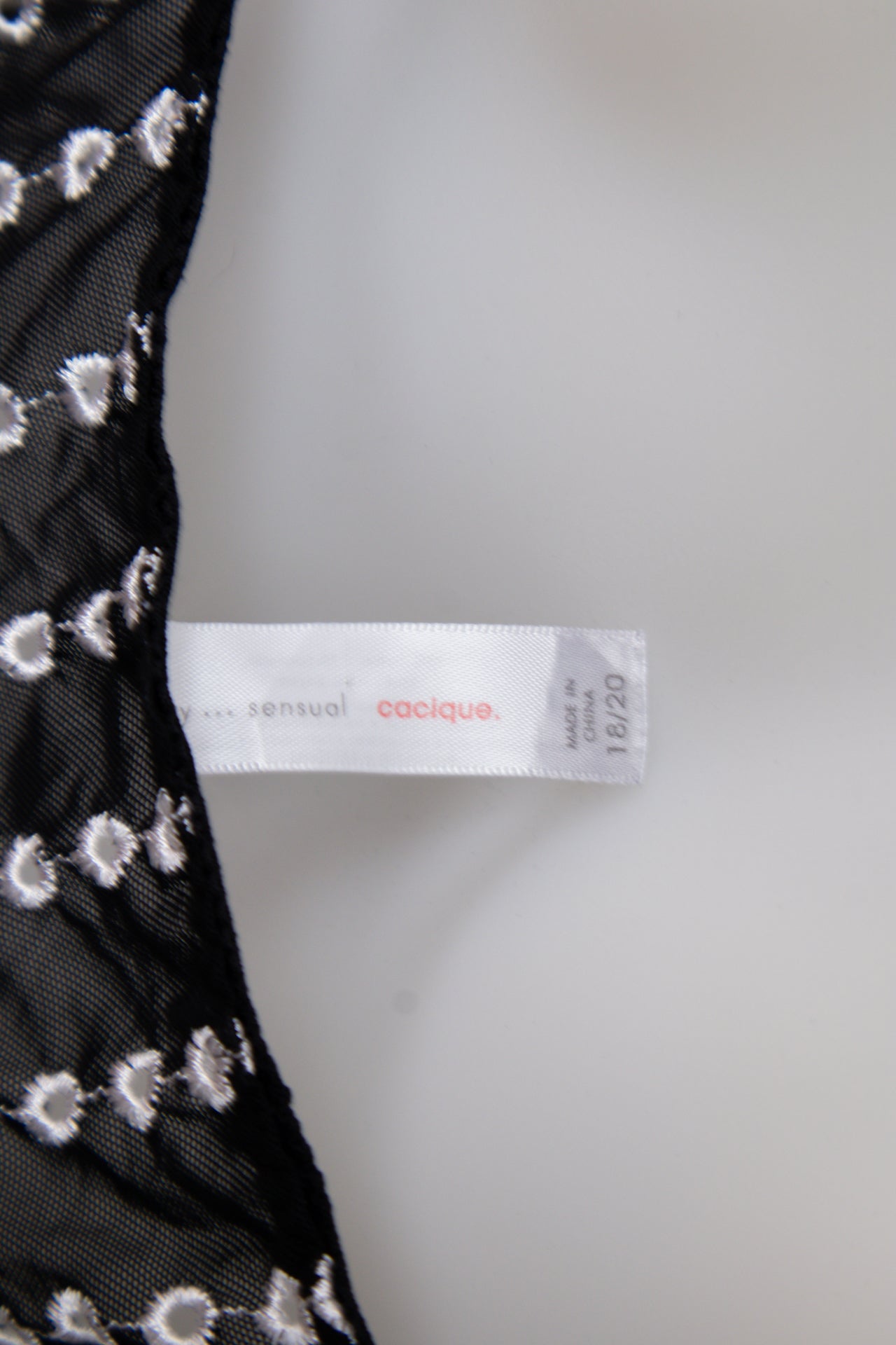 #40 Caciqe Cami Top Black | c. 198 | Size 12/14