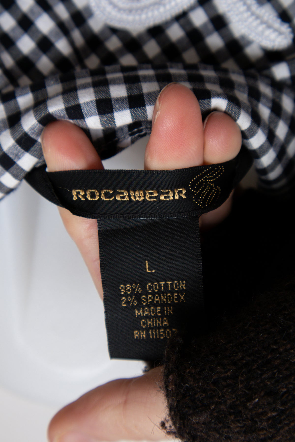 #063 Rocawear Short Sleeve Black | c. 209 | Size 12