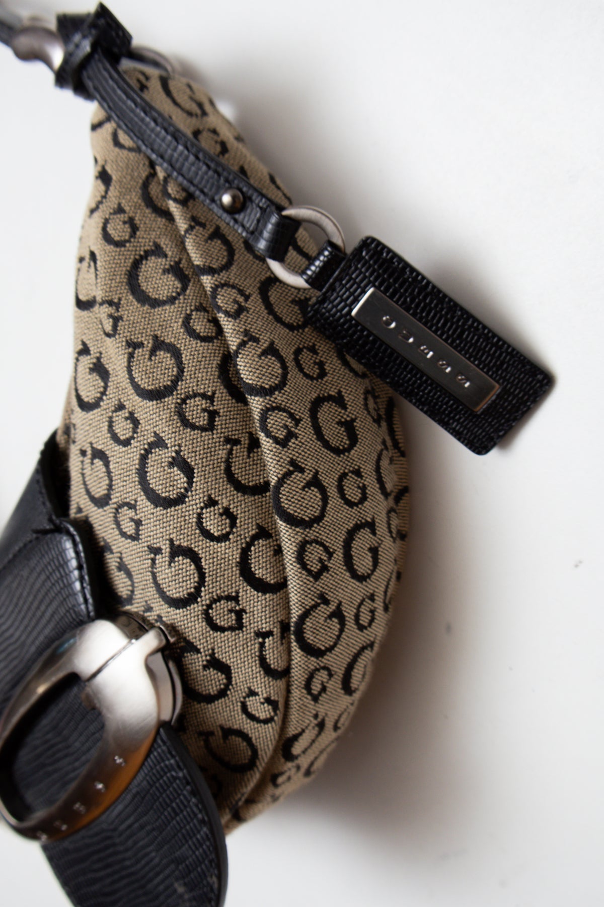 #128 Guess By Marciano Bag Black | c. 209 | Size