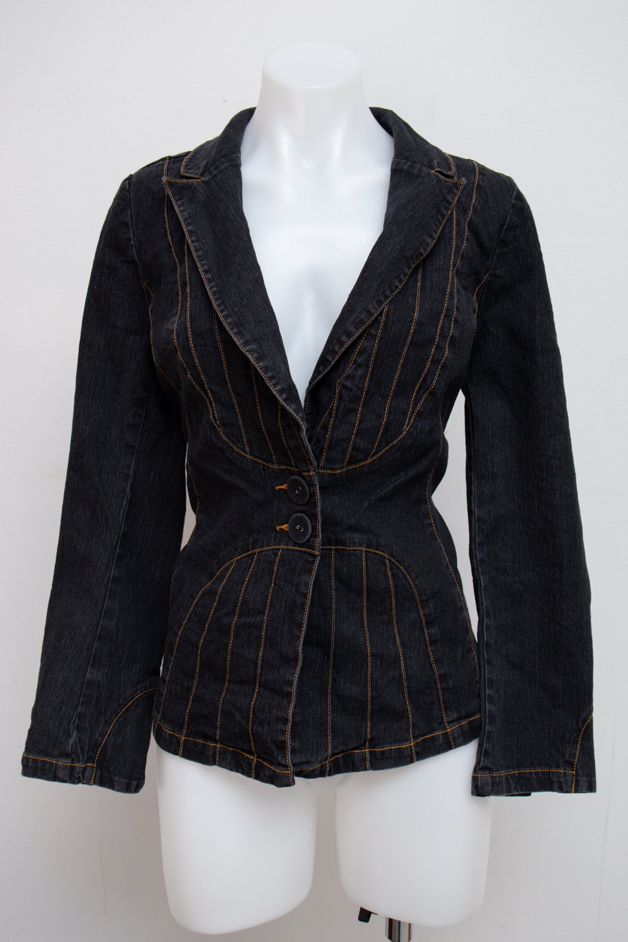 #128 Marroe & Mar... T-shirt Black | c. 199 | Size 10