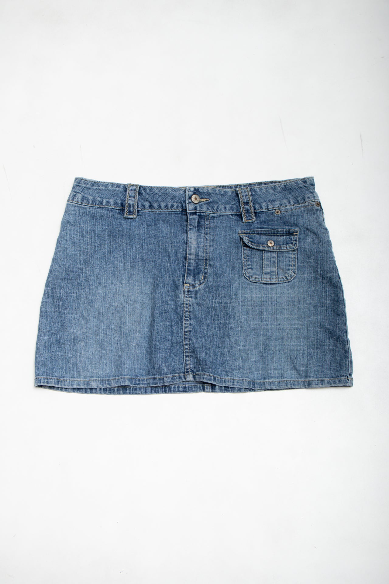 #133 Brigitta Denim Mini Skirt Blue | c. 178 | Size 12