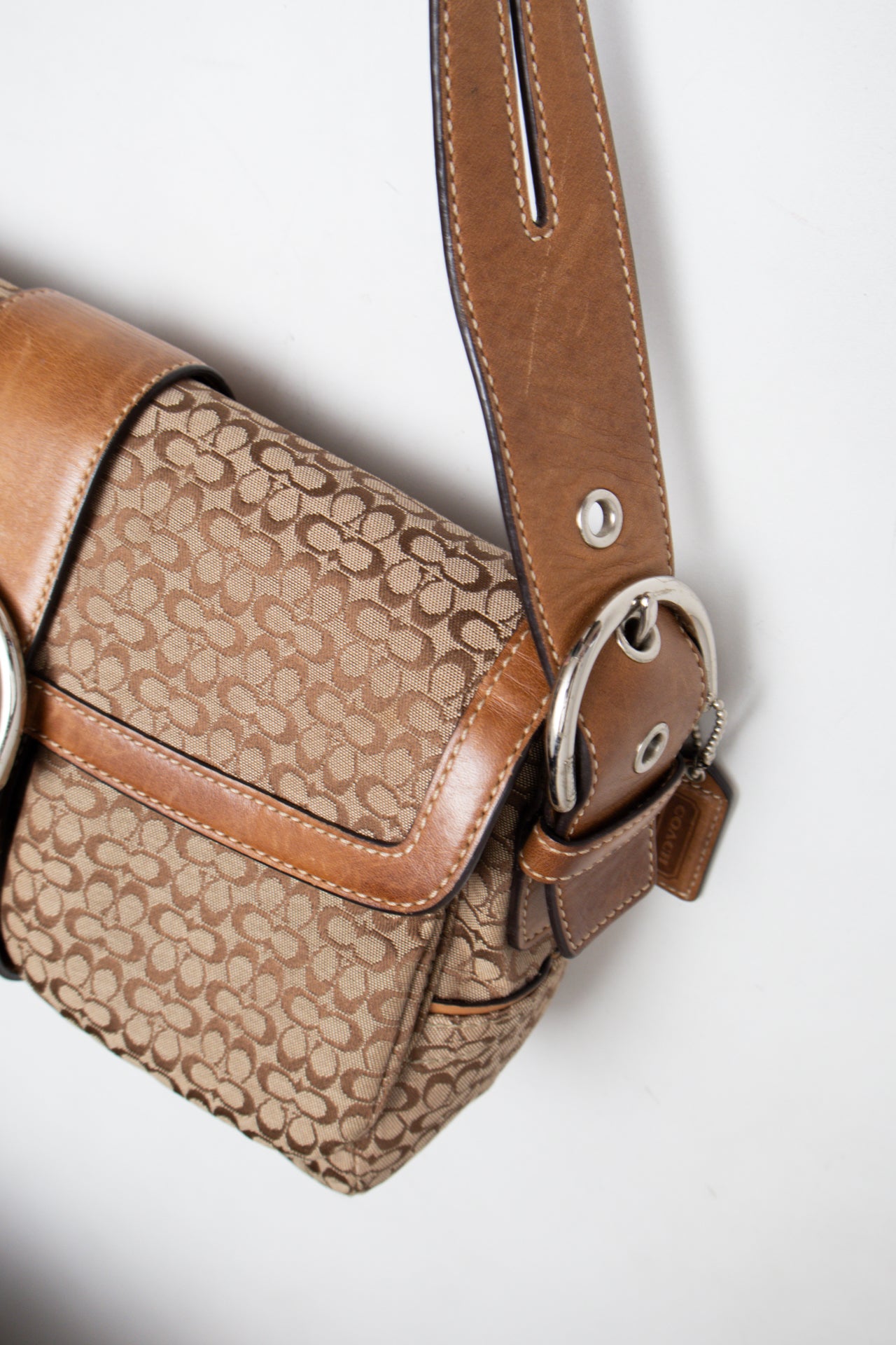 #189 Coach Shoulder Bag Brown | c. 202 | Size