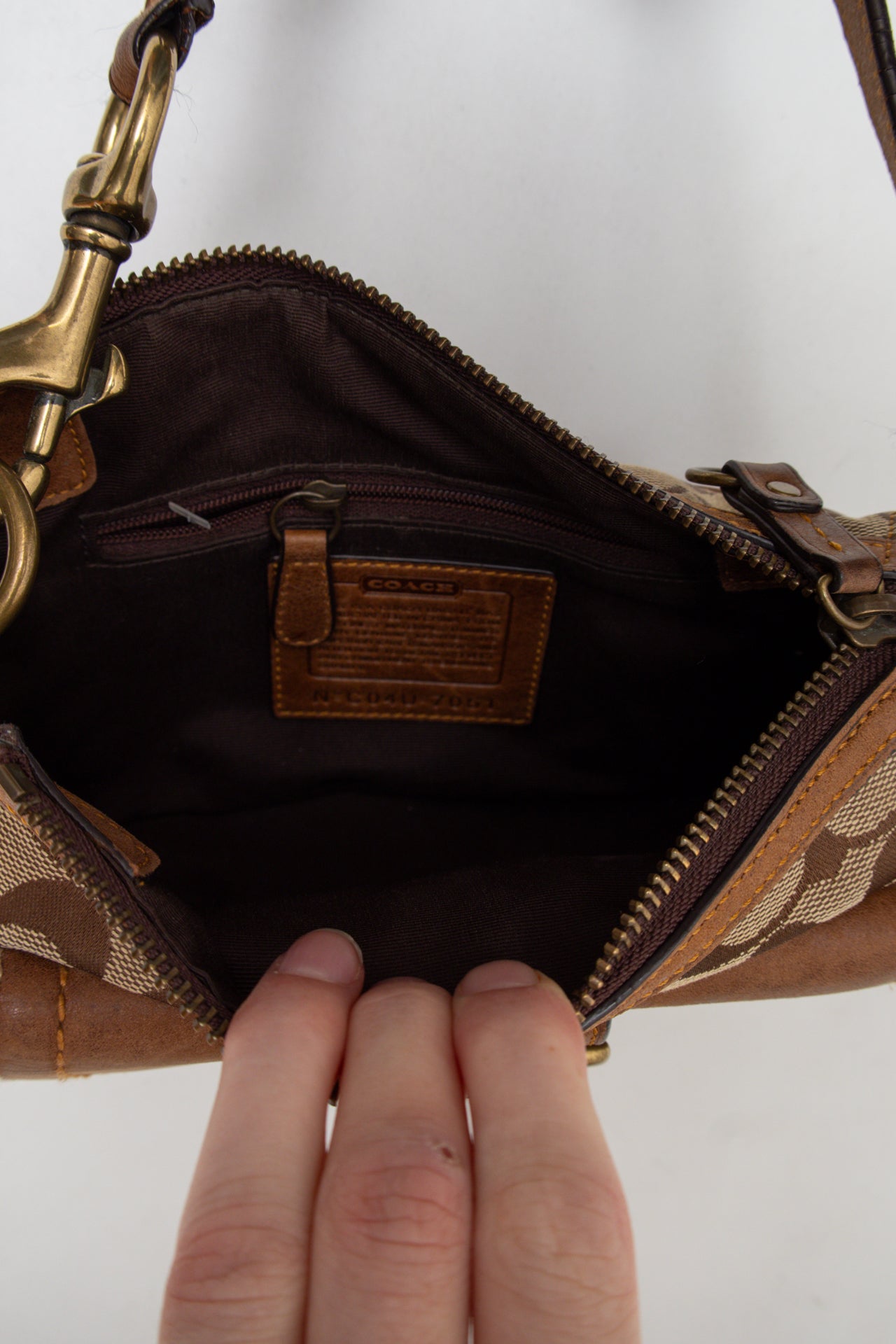 #151 Coach Shoulder Bag Brown | c. 187 | Size