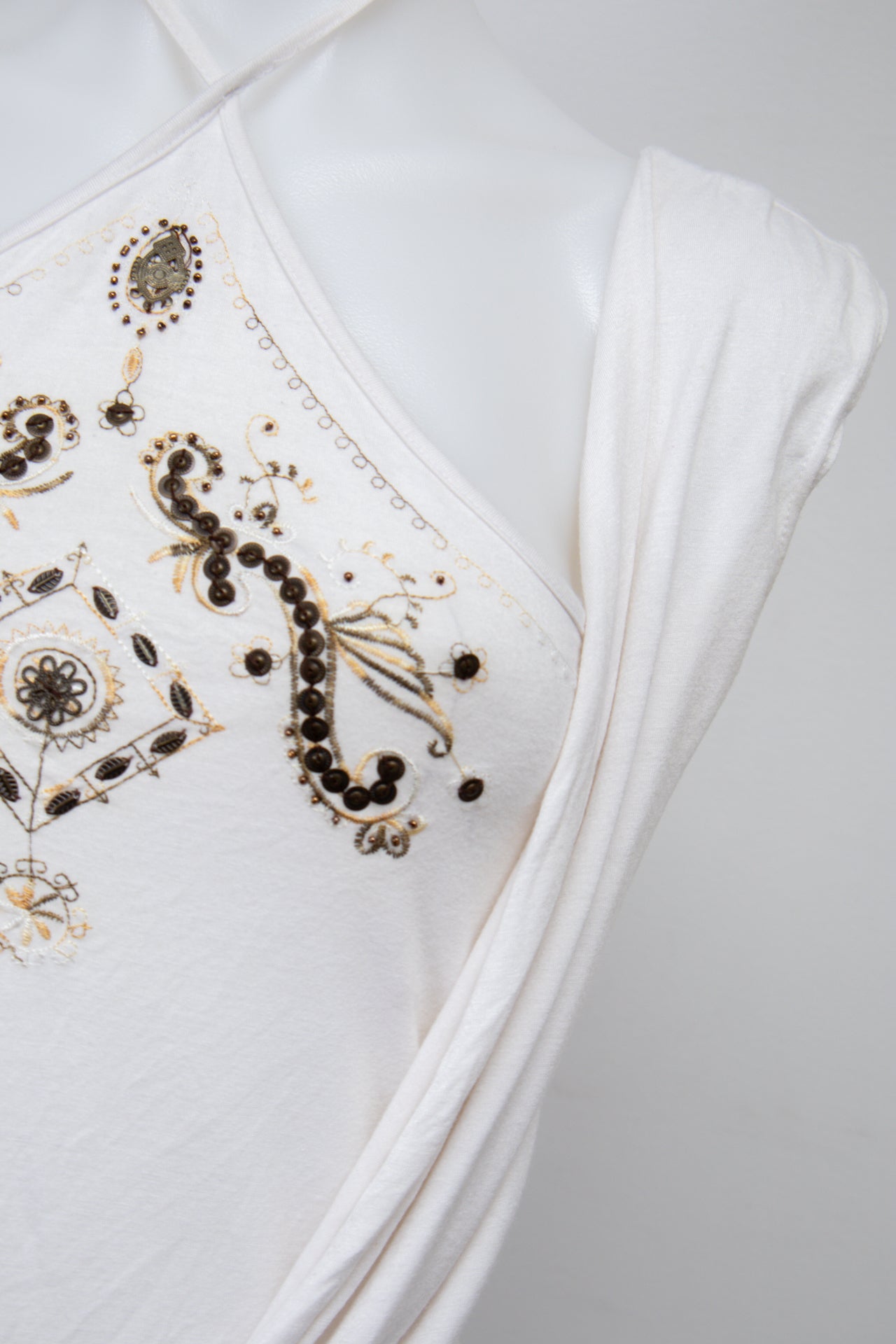 #063 Parada Tank Top White | c. 200 | Size 10