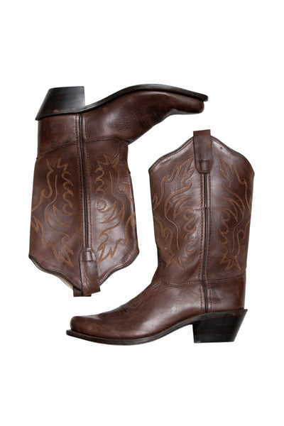 #73 Brown | c. | Size 6