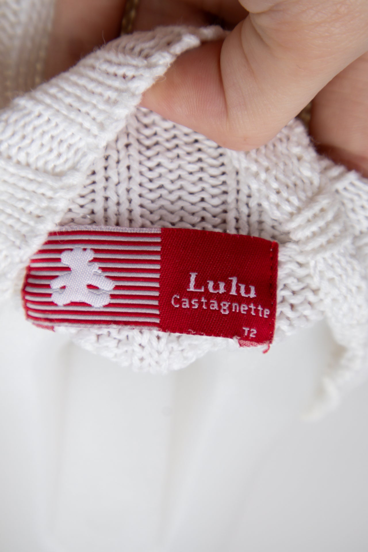 #123 Lulu Castagnette T-shirt White | c. 198 | Size 8