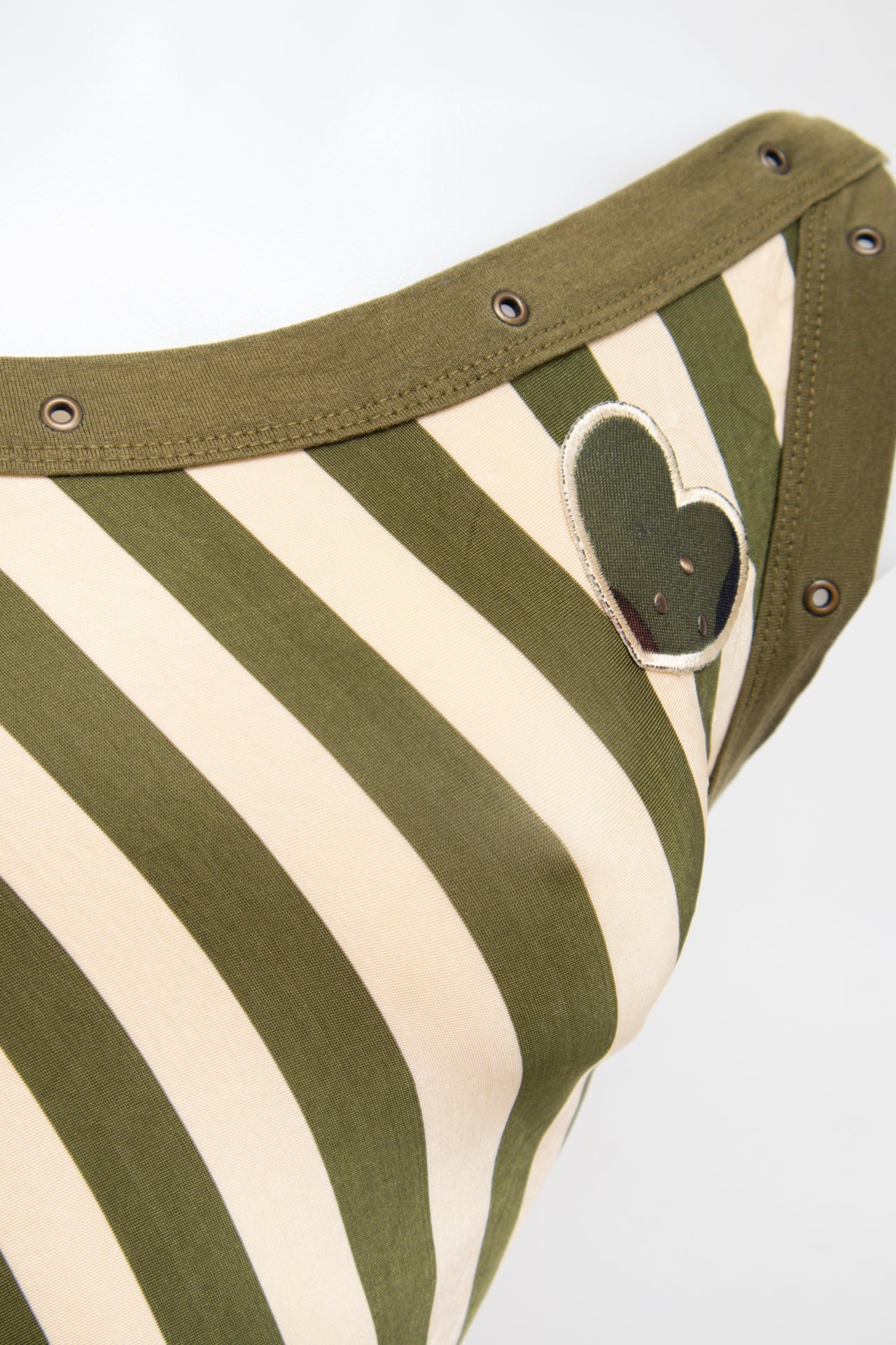 #68 Formul@ Joven Cami Top Green | c. 197 | Size 8