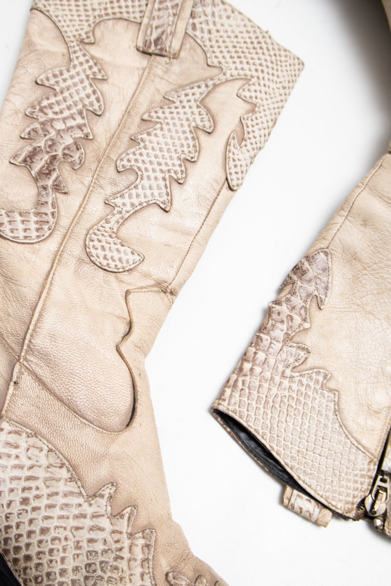 #194 Pants Beige | c. 203 | Size 8