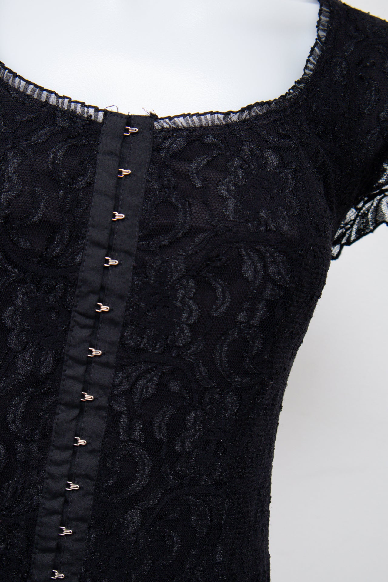 #037 Pv Cami Top Black | c. 204 | Size 14