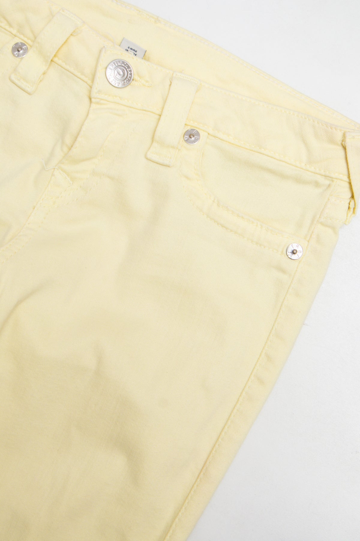 #085 True Religion Capris Yellow | c. 209 | Size 8