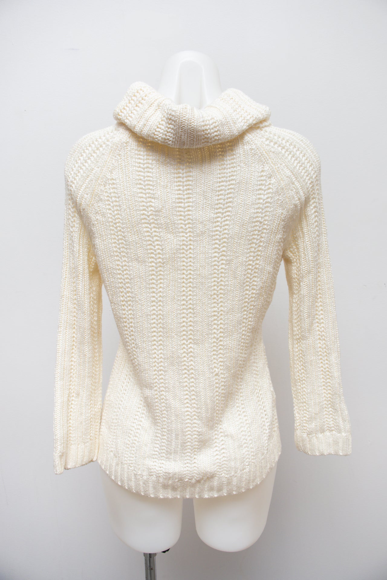 #90 Ann Taylor Loft T-shirt White | c. 192 | Size 10