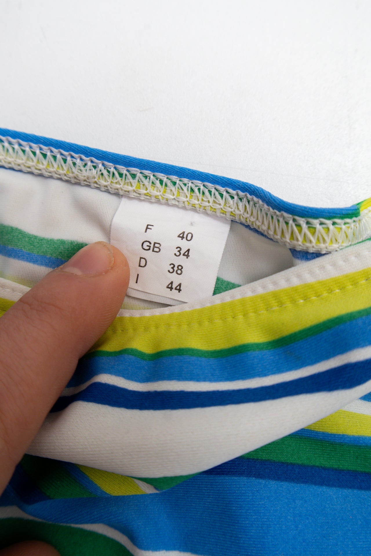 #085 Bikini Blue | c. 213 | Size 8