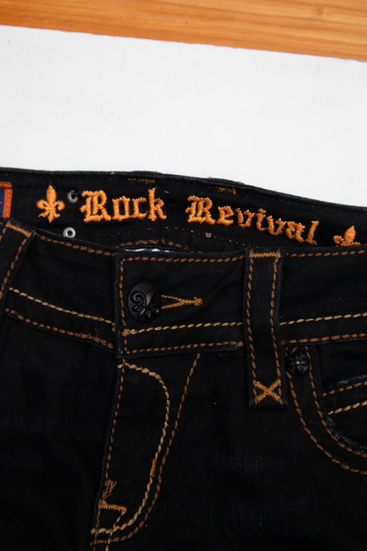 #028 Rock Revival Jeans Black | c. 206 | Size 10