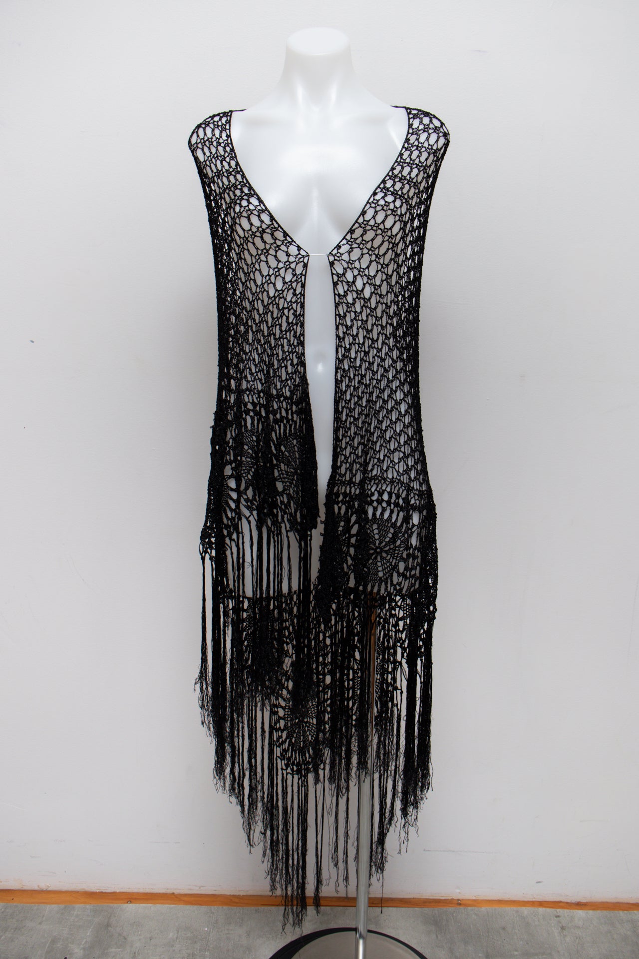 #207 Express Camisole Top Black | c. 192 | Size