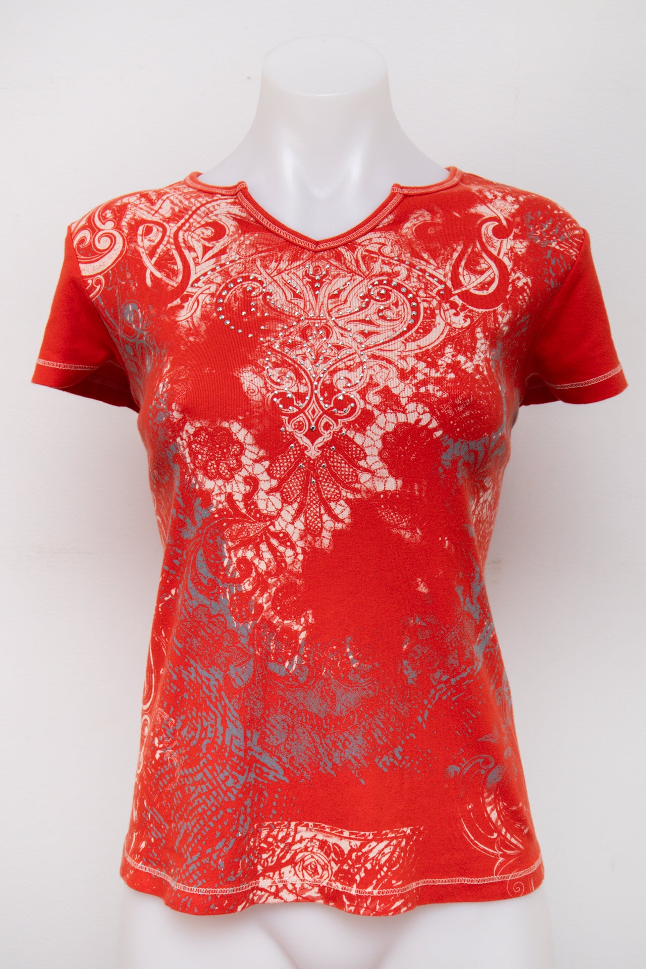 #47 Eristopher & Banks T-shirt Red | c. 195 | Size 10/12