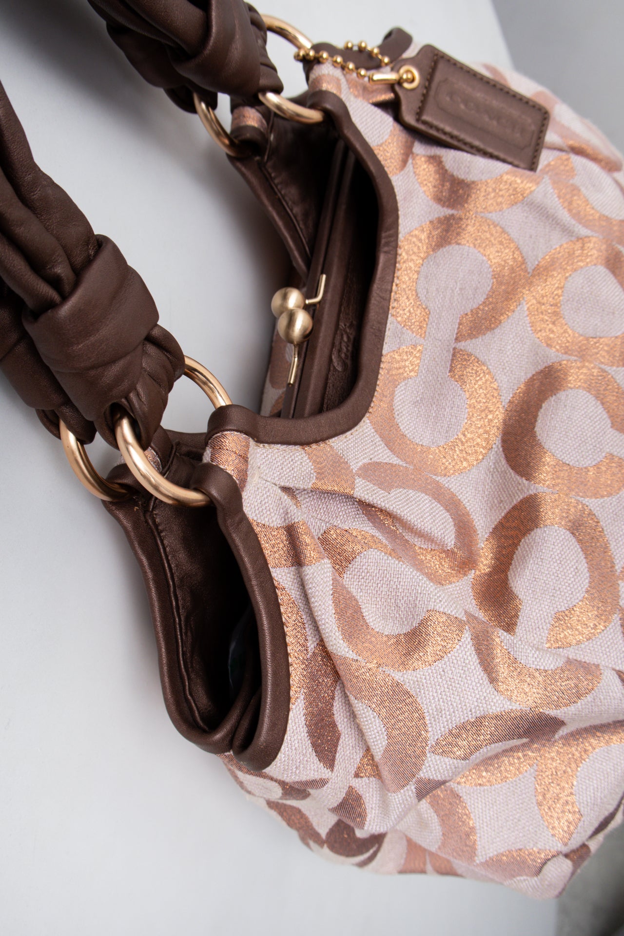 #211 Coach Shoulder Bag Brown | c. 199 | Size