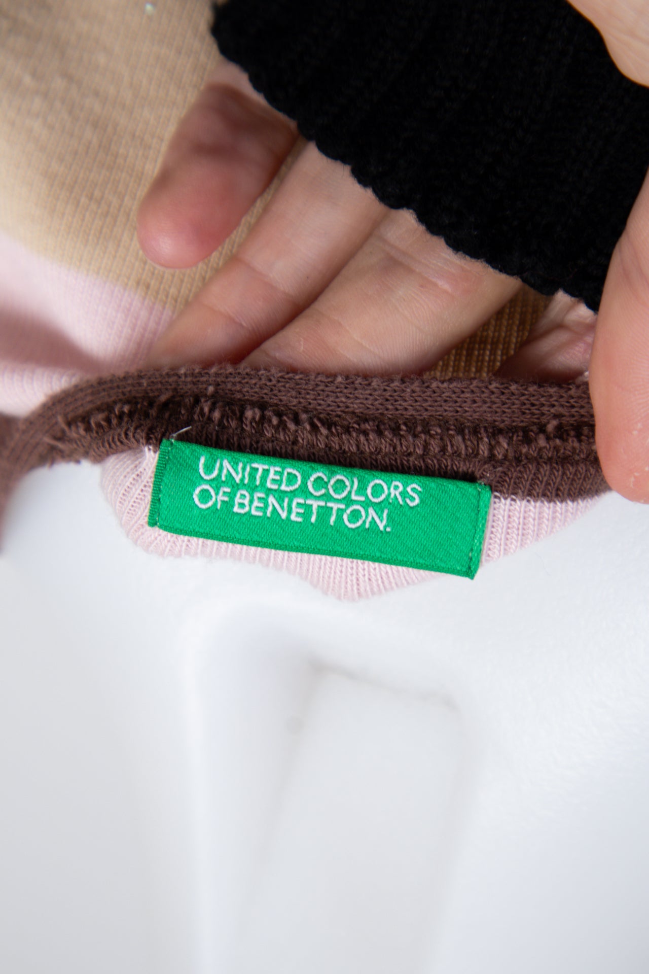 #105 United Colors Of Benetton T-shirt Brown | c. 207 | Size 8