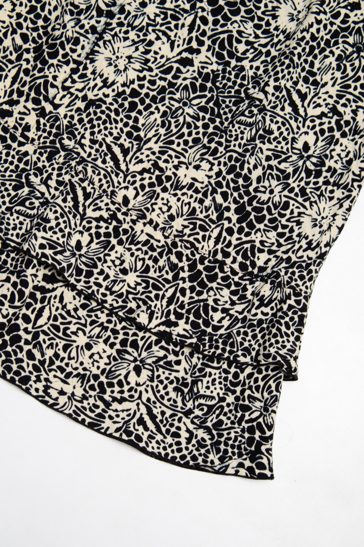 #178 Santiki Skirt Black | c. 207 | Size 6