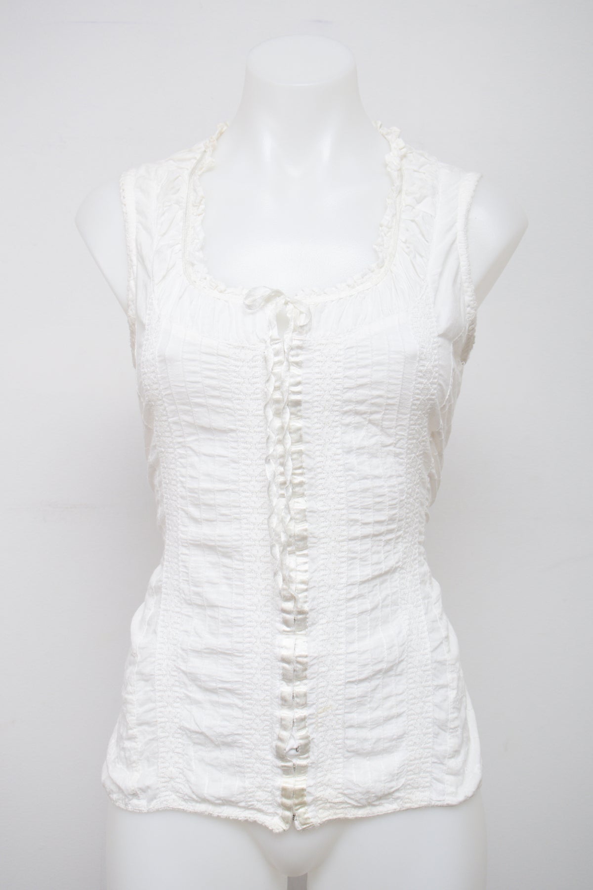 #022 Folia Short Sleeve White | c. 209 | Size 8