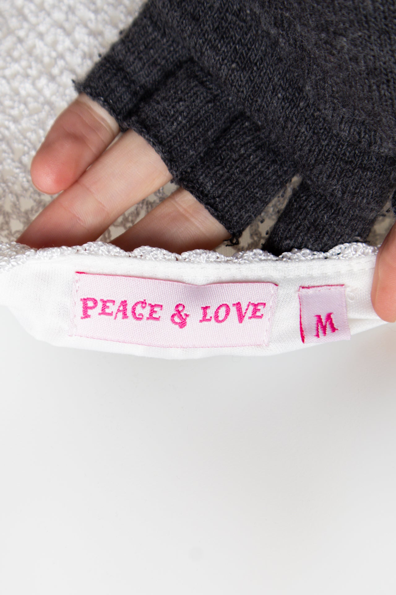 #12 Peace & Love Cami Top White | c. 192 | Size 8