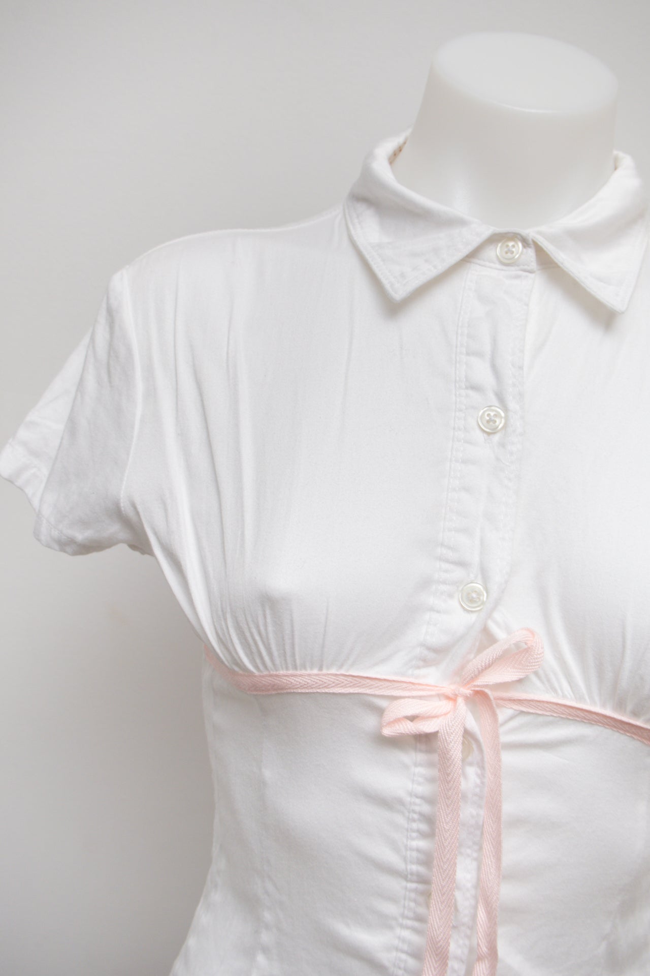 # Apt. 9 T-shirt White | c. | Size