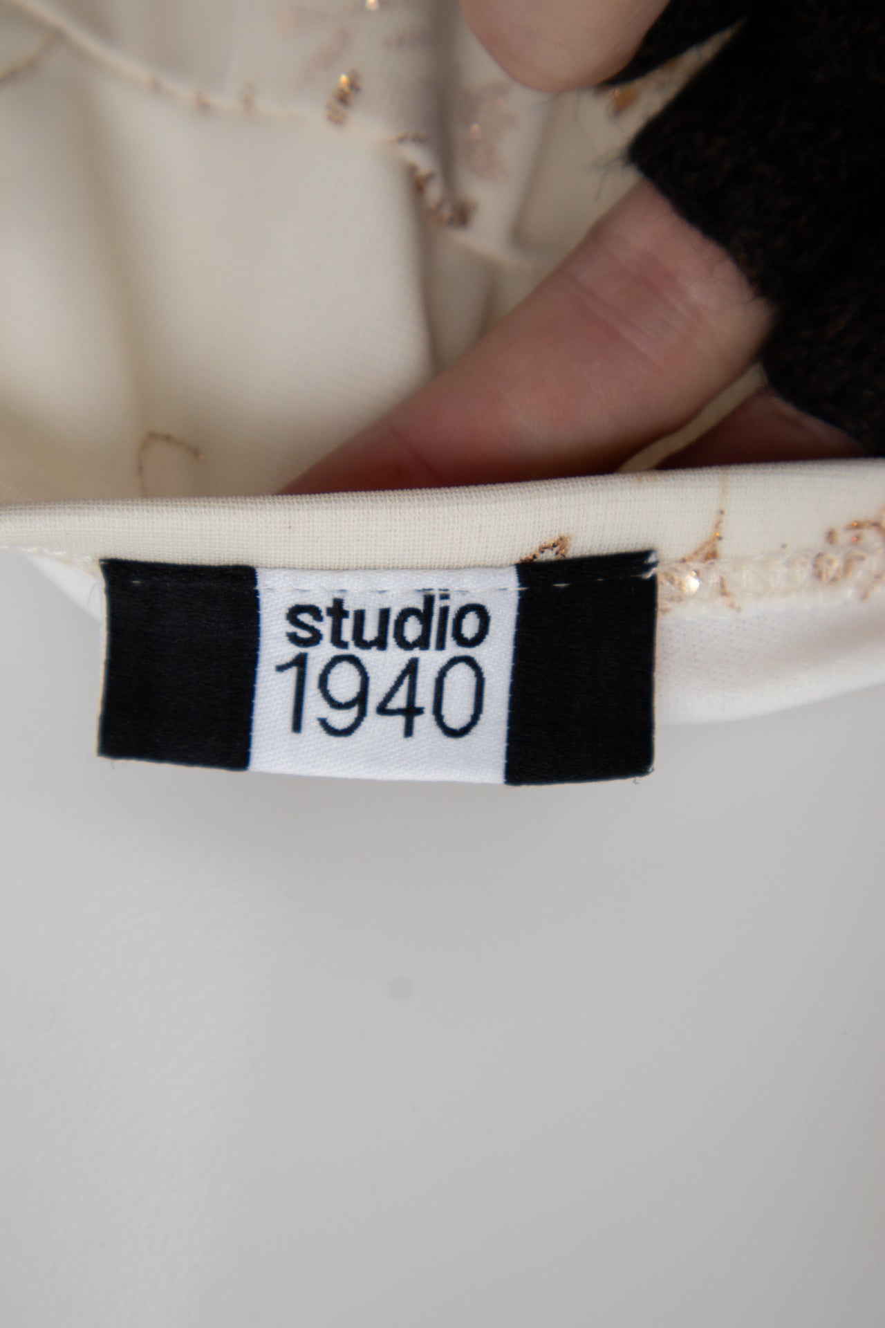 #007 Studio 1940 Cami Top Beige | c. 200 | Size 10