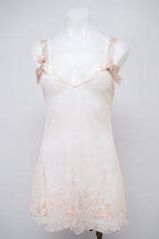#106 Victoria's Secret Cami Pink | c. 210 | Size 6