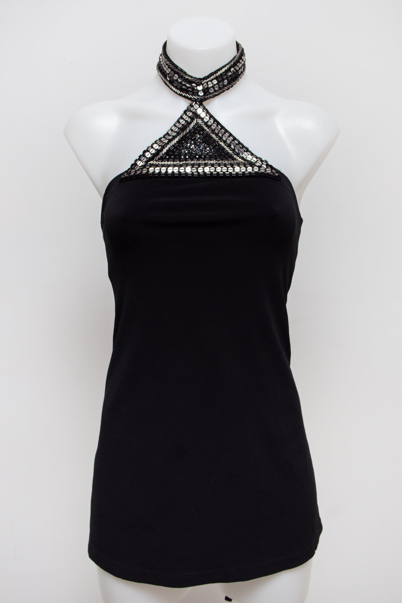 #46 Smart Set Halter Top Black | c. 186 | Size 8