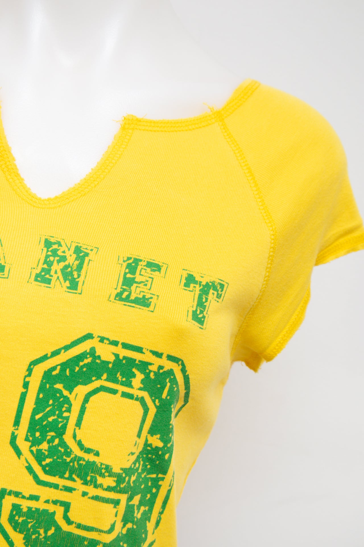#66 T-shirt Yellow | c. 196 | Size 10