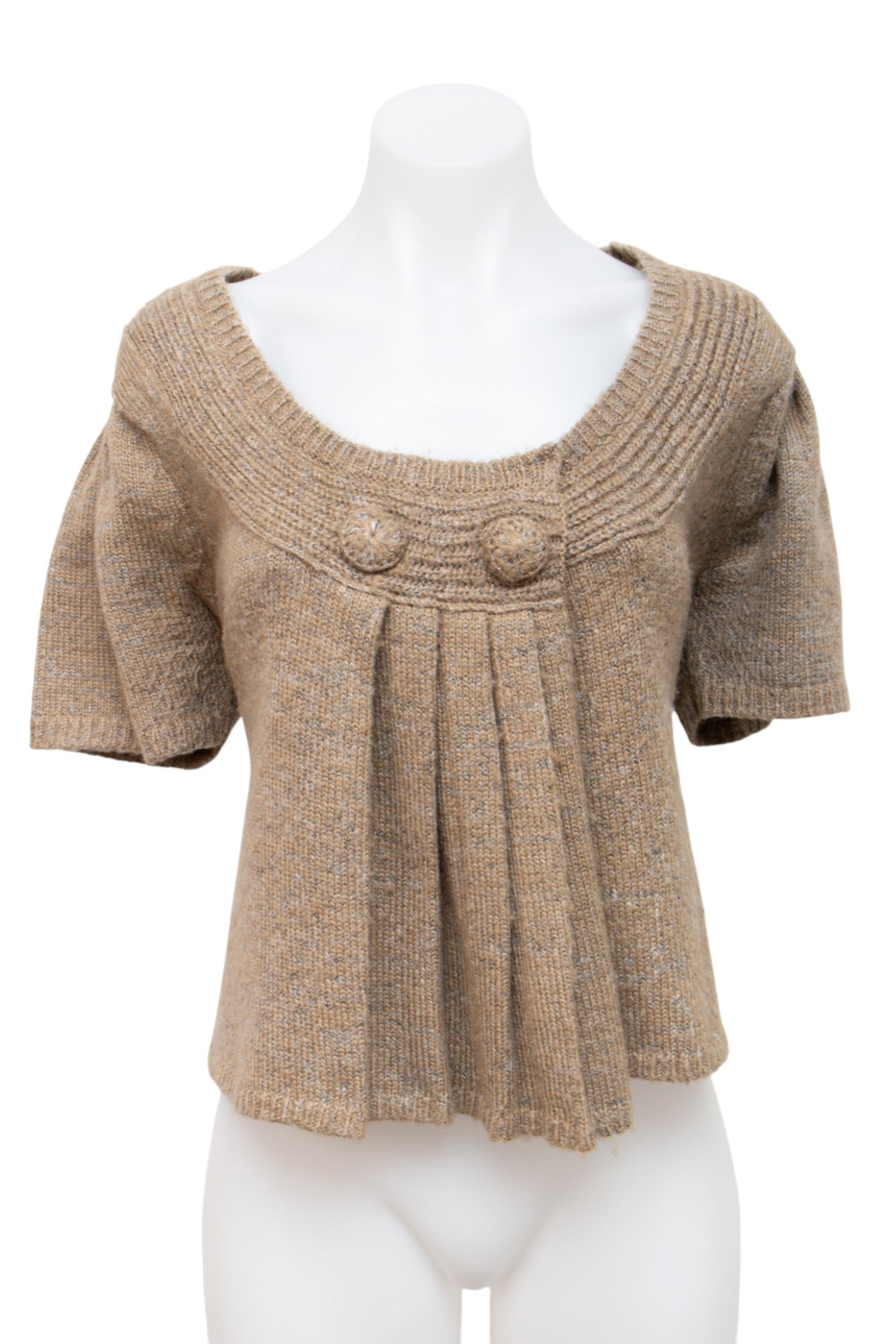 #104 B. Chave T-shirt Brown | c. 197 | Size 10/12
