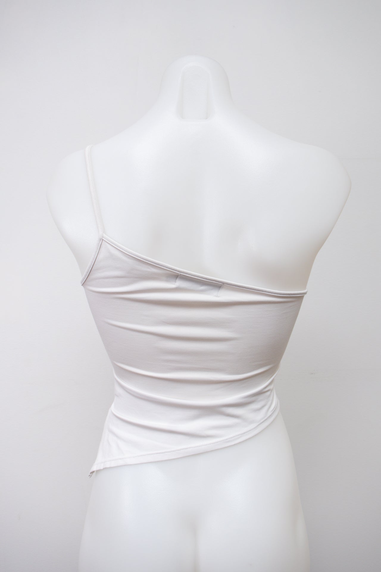 #113 Formul@ Joven Cami Top White | c. 198 | Size 6