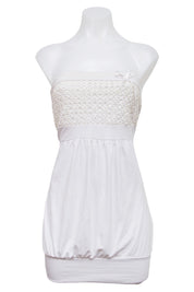 #002 Top White | c. 213 | Size 10