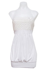 #002 Top White | c. 214 | Size 10