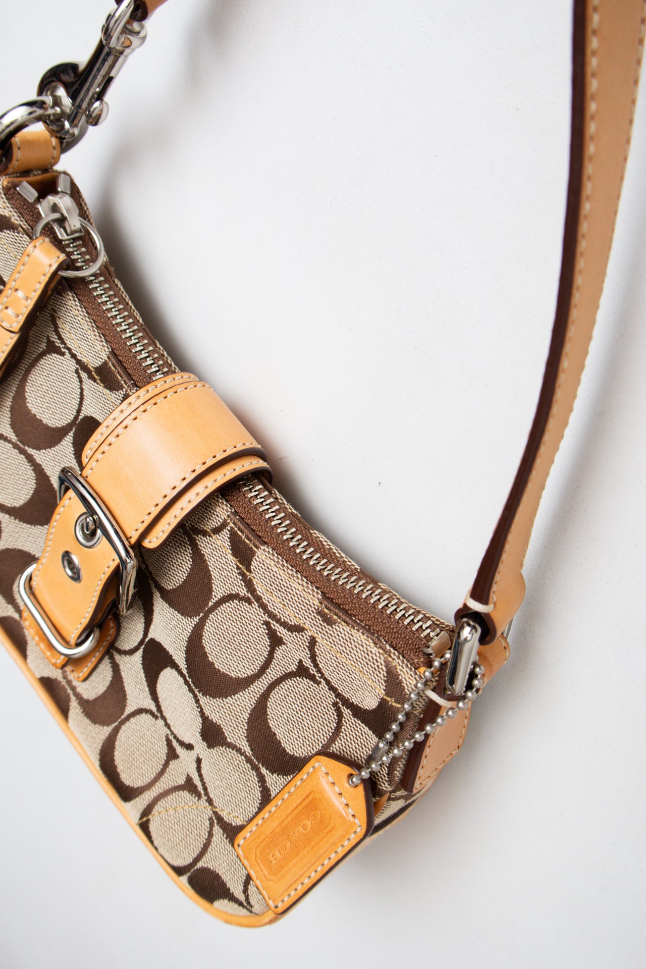 #183 Coach Shoulder Bag Brown | c. 200 | Size