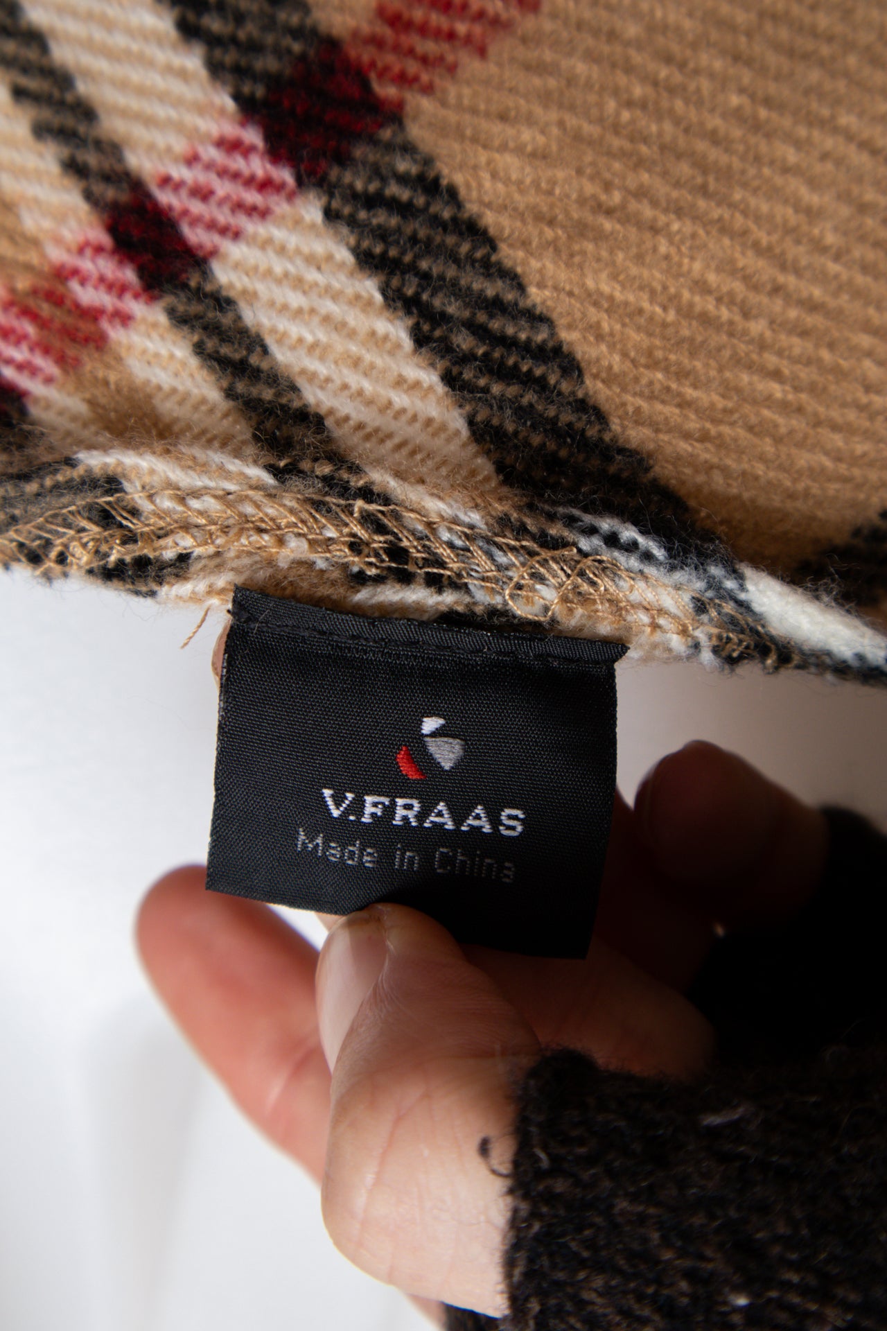 #126 V.fraas Poncho Brown | c. 208 | Size