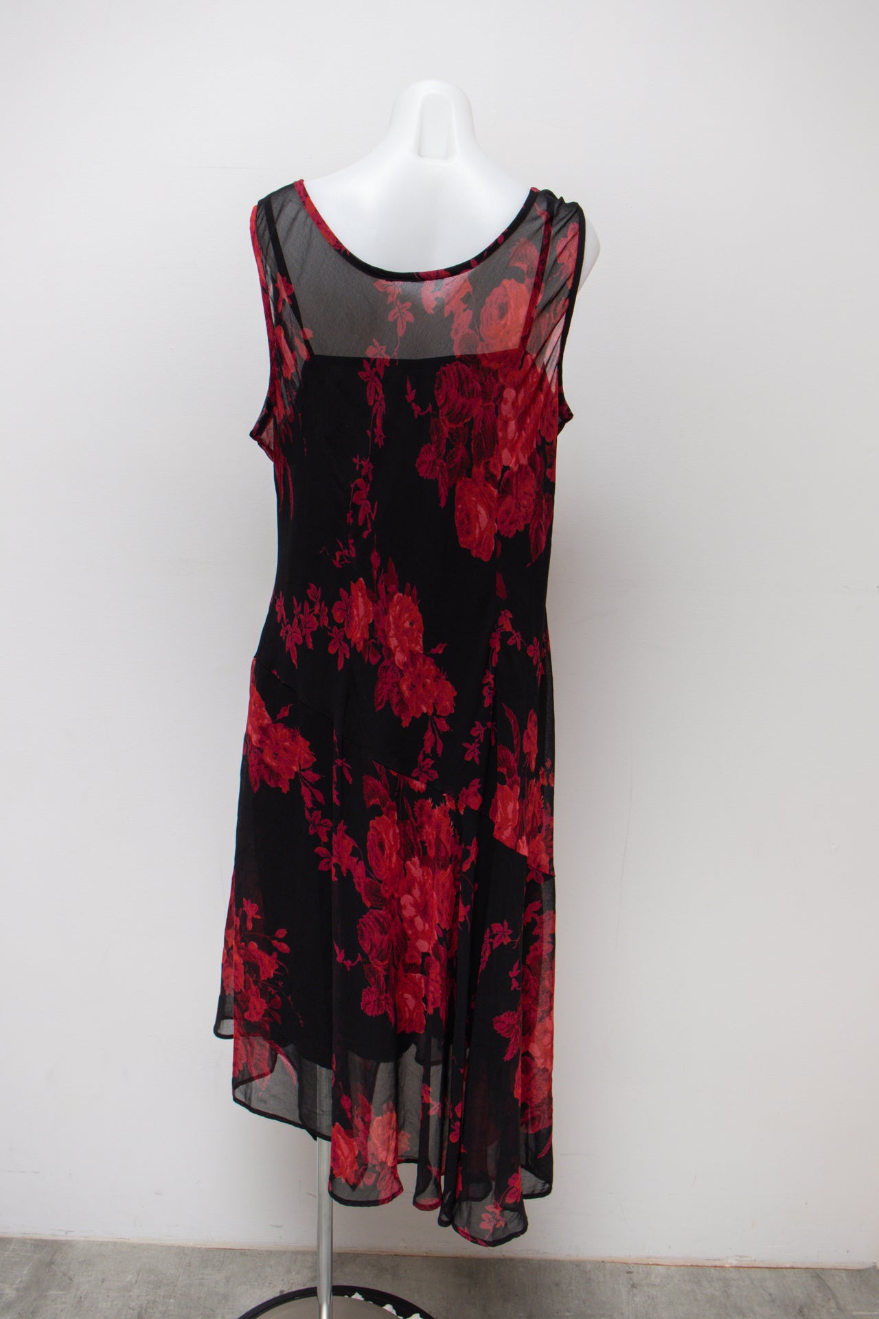 #120 Camisole Black | c. 190 | Size 10