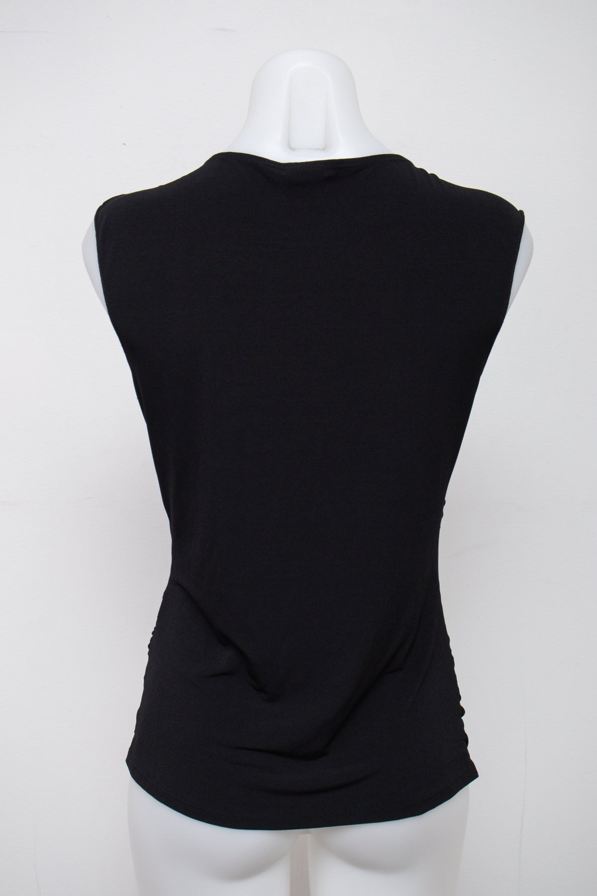 #029 6° Short Sleeve Black | c. 209 | Size 8