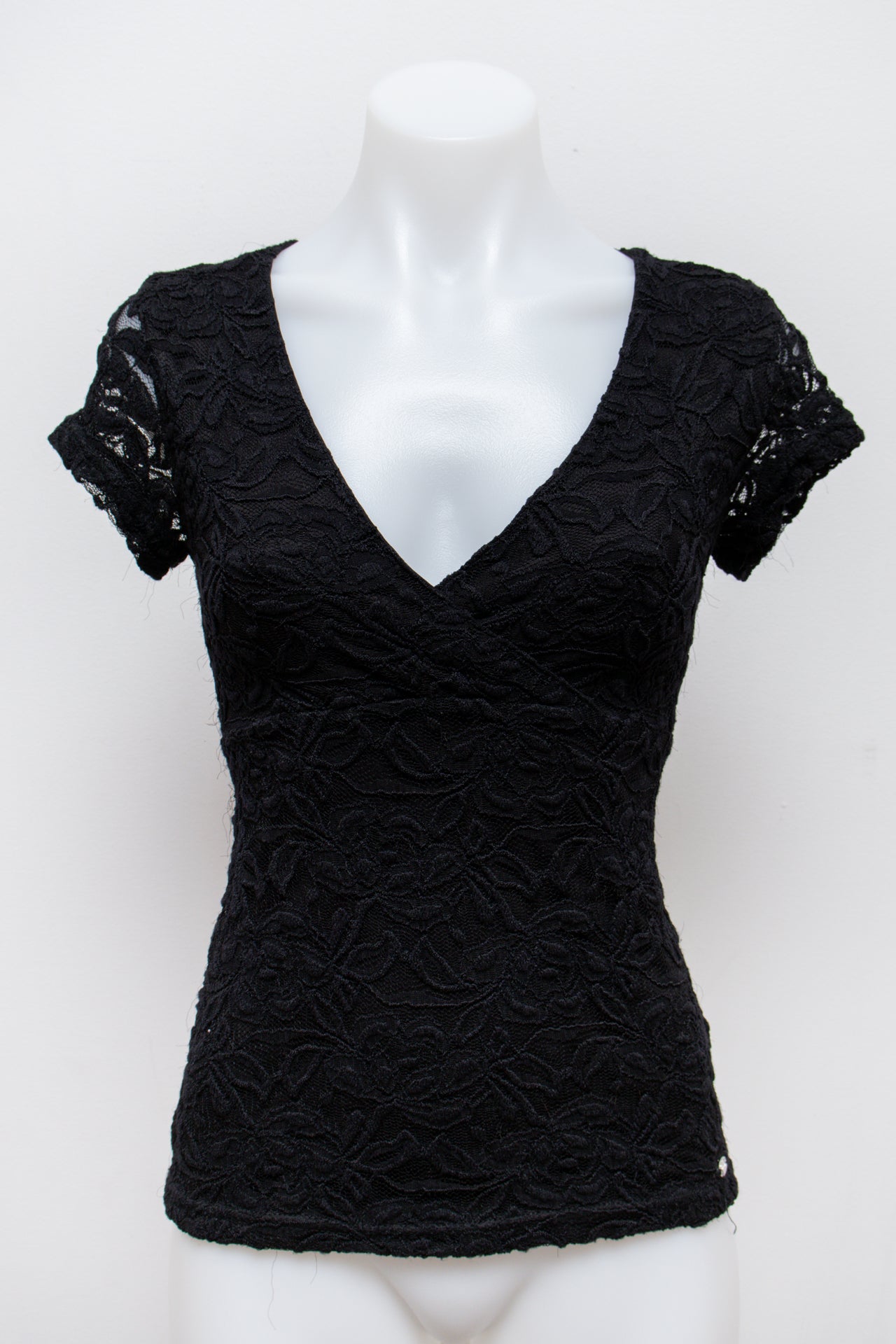 #30 Guess T-shirt Black | c. 193 | Size 10