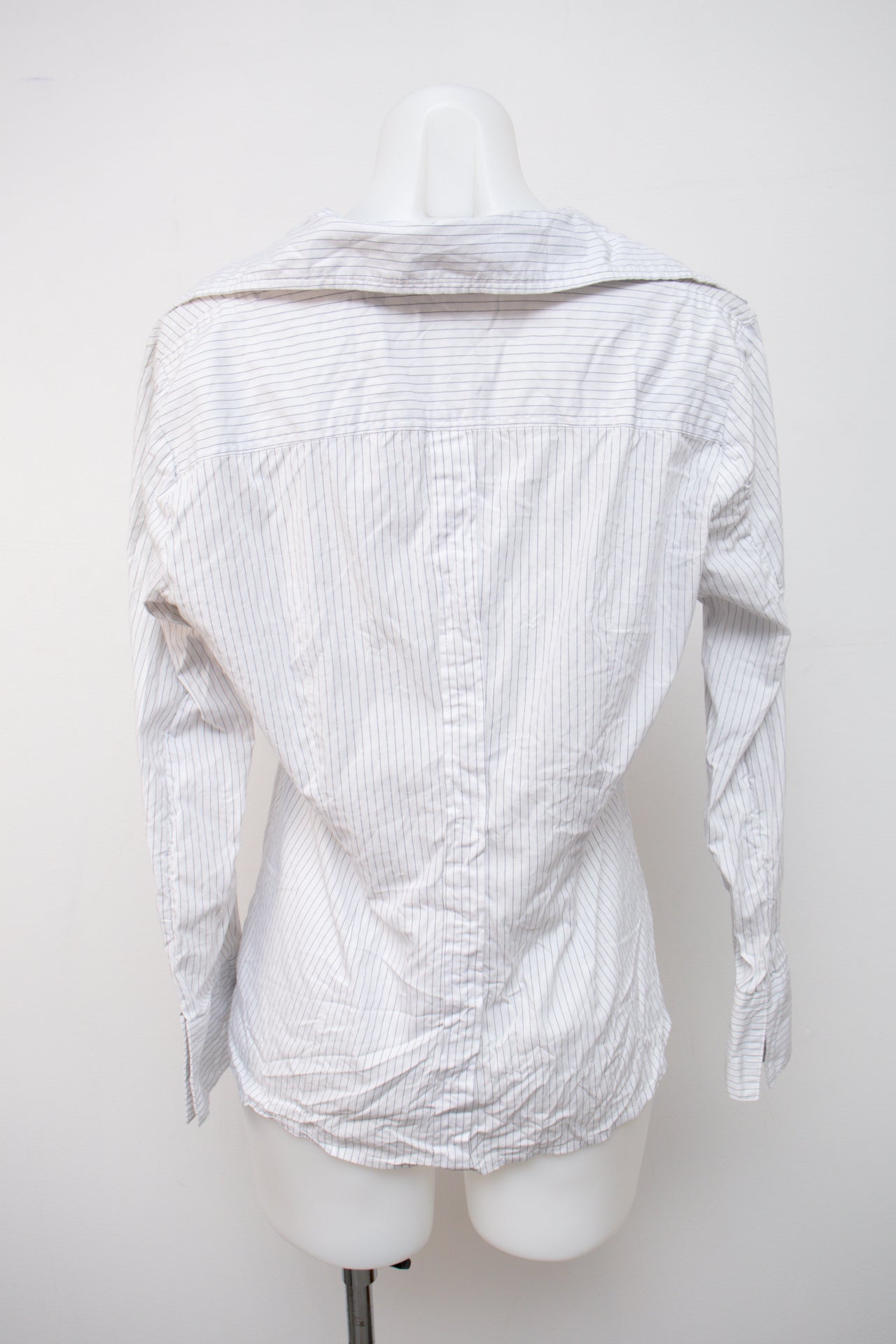 #035 New York & Company T-shirt White | c. | Size 10