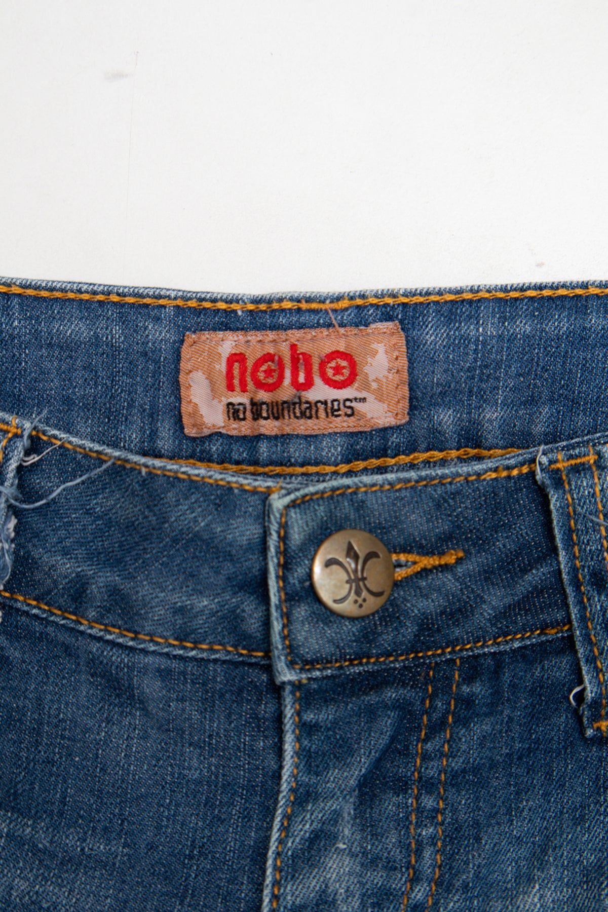 #110 Nobo A La Boundaries Capris Blue | c. 209 | Size 9