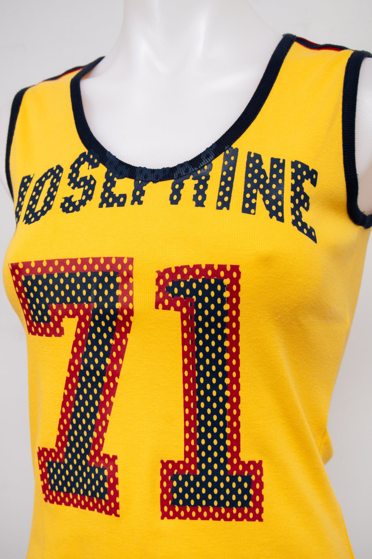 #037 Severity Tank Yellow | c. 213 | Size 8