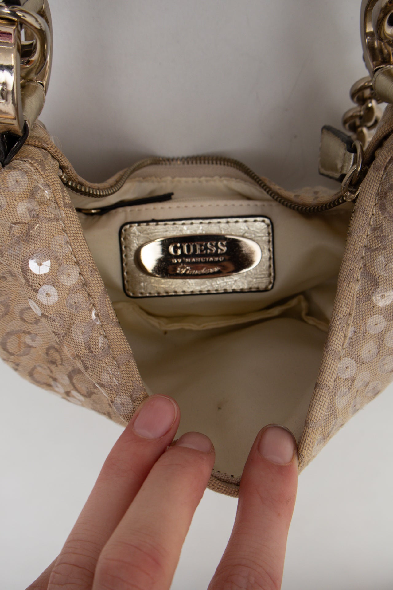 #193 Guess By Marciano Shoulder Bag Beige | c. 195 | Size