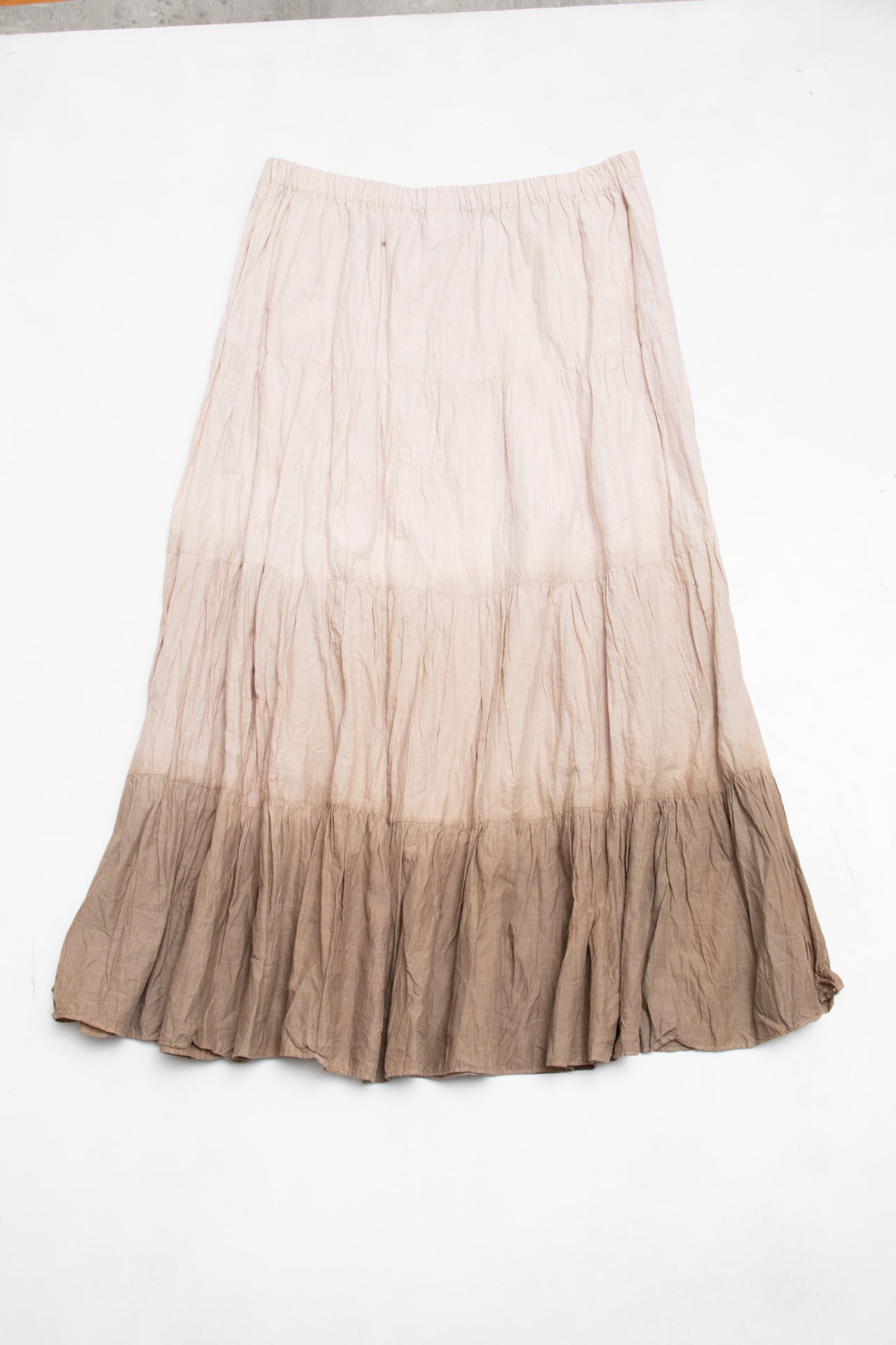 # Mekko Skirt Beige | c. 202 | Size 8
