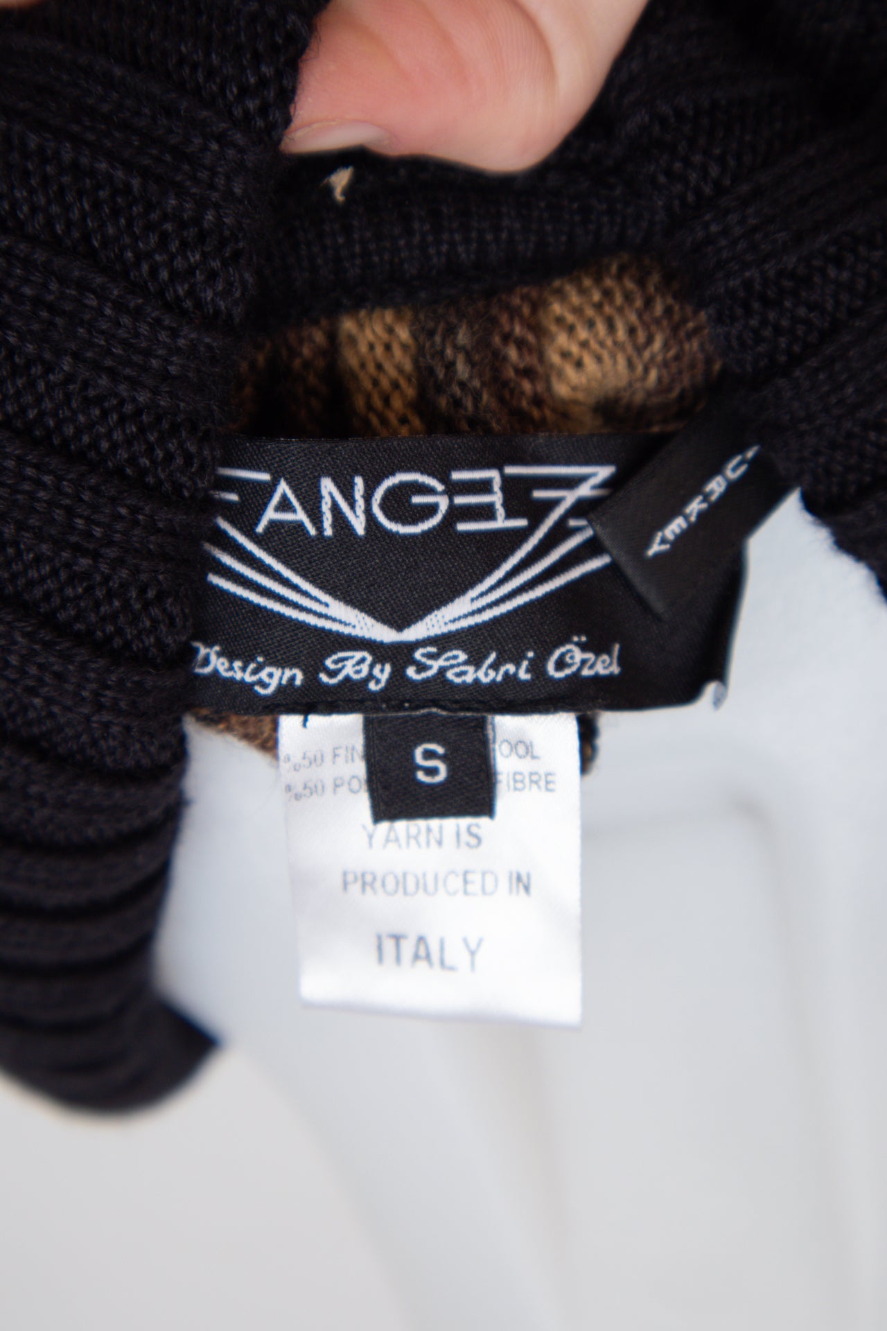 #153 ANGE T-shirt Black | c. | Size 8