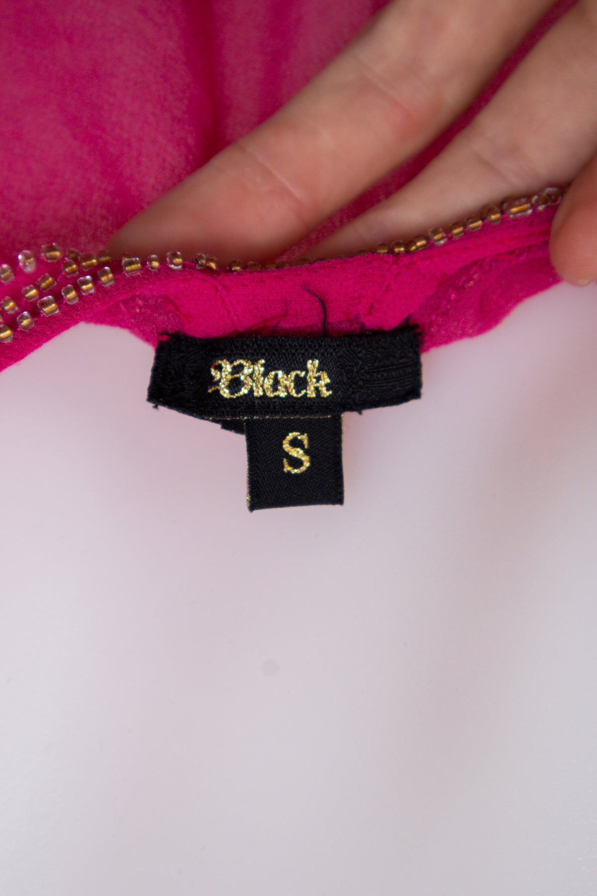 #032 Black Tank Top Pink | c. 204 | Size 10/12