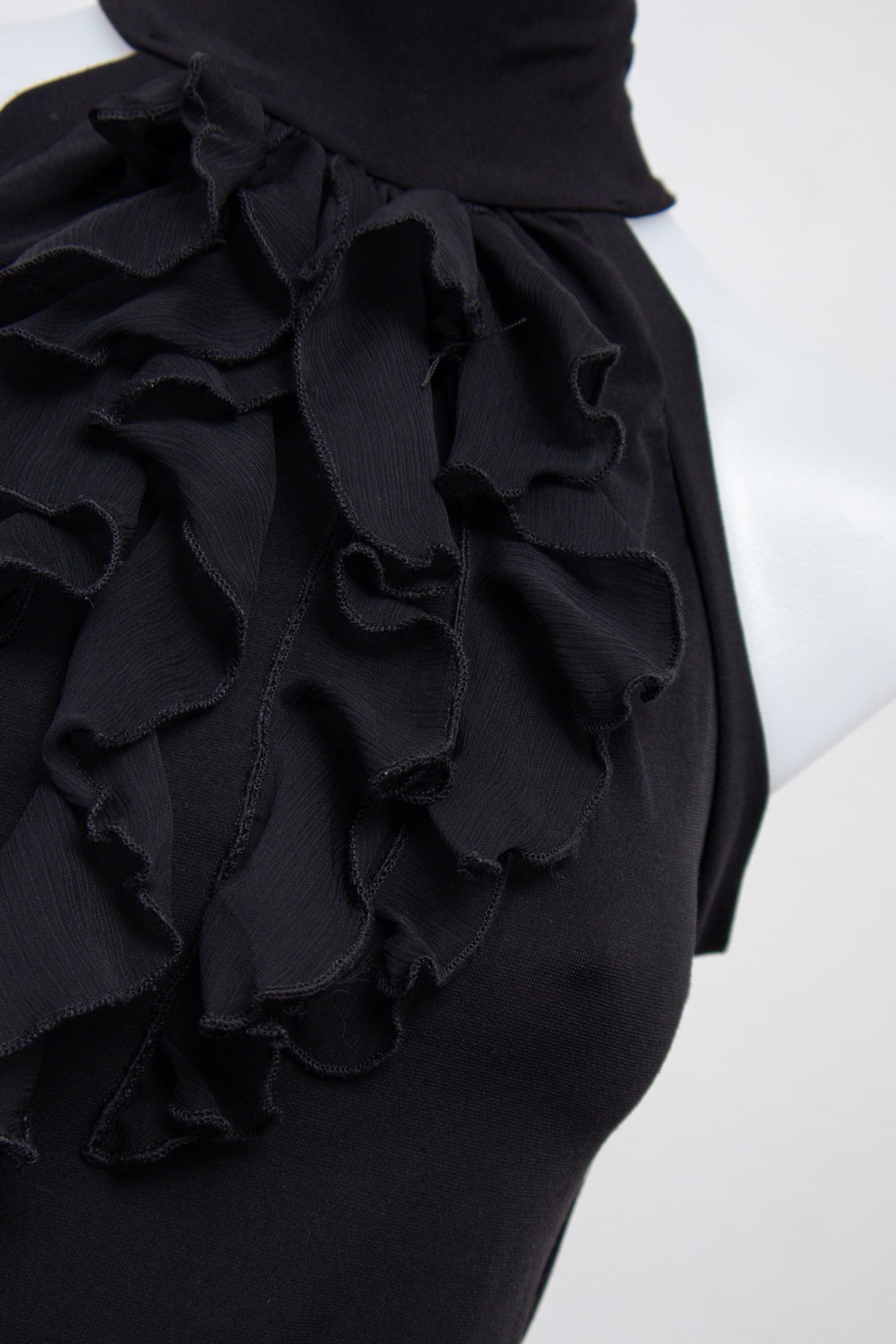 #005 Fleurish Halter Top Black | c. 207 | Size 8